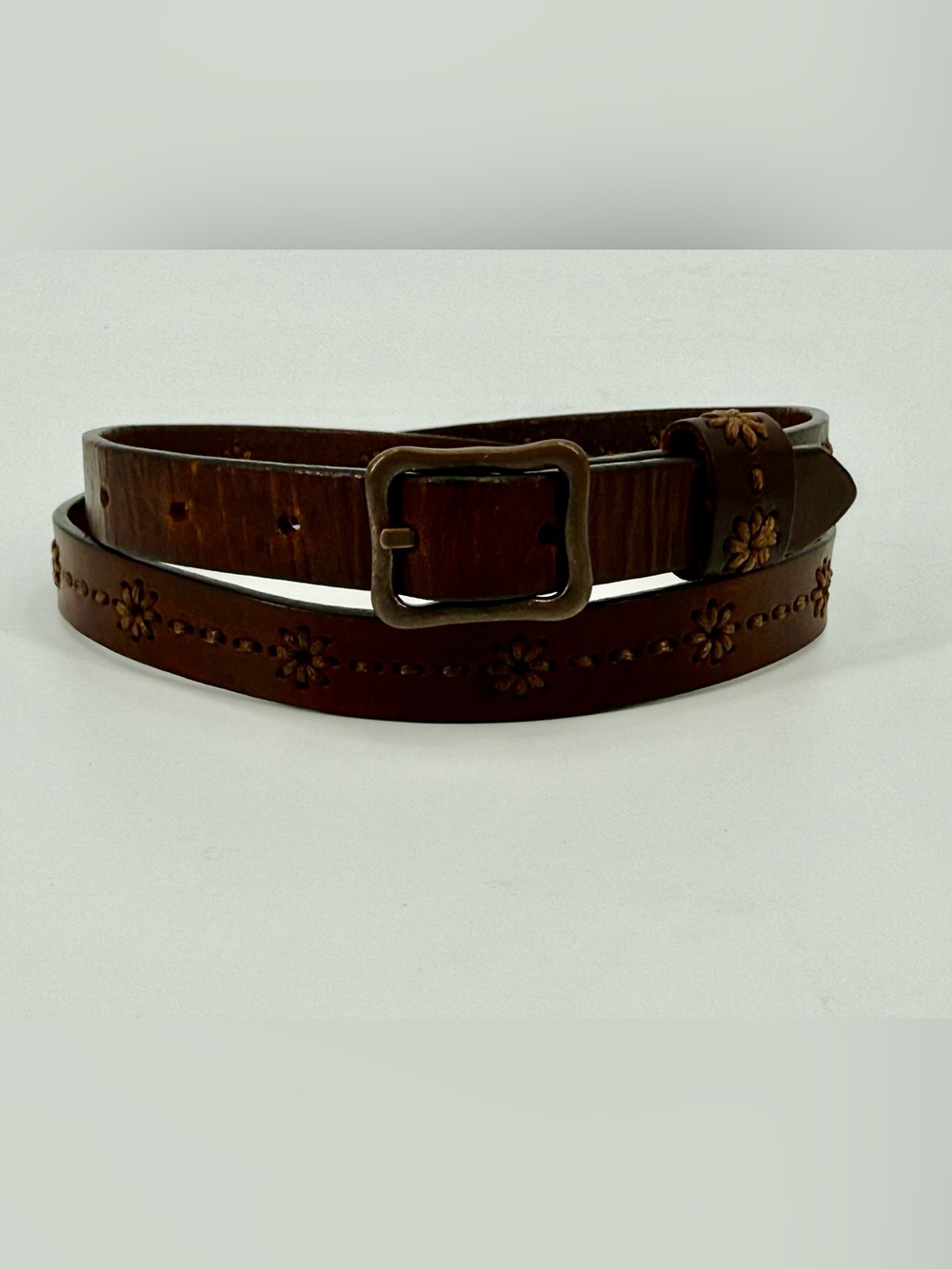Dockers Vintage Boho Y2K 90s Leather Belt Floral Stitching XL